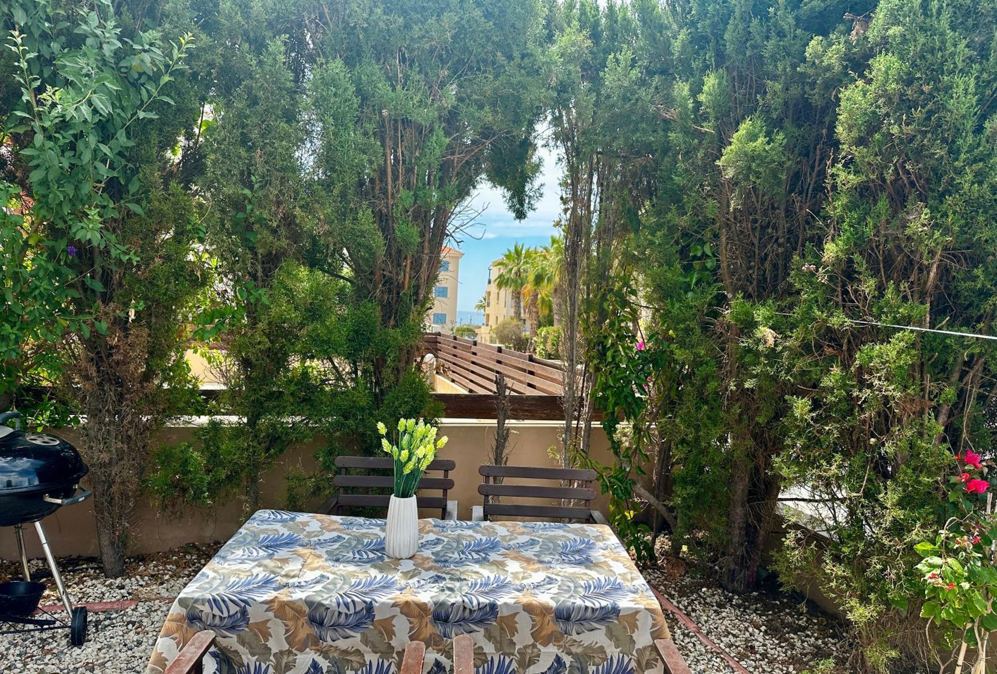 Beautiful Apartment Near The Sea And A Large Private Garden بافوس المظهر الخارجي الصورة
